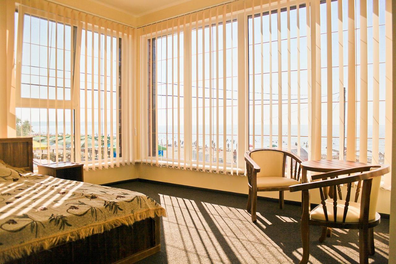 Cowboy Hotel Odessa Ngoại thất bức ảnh