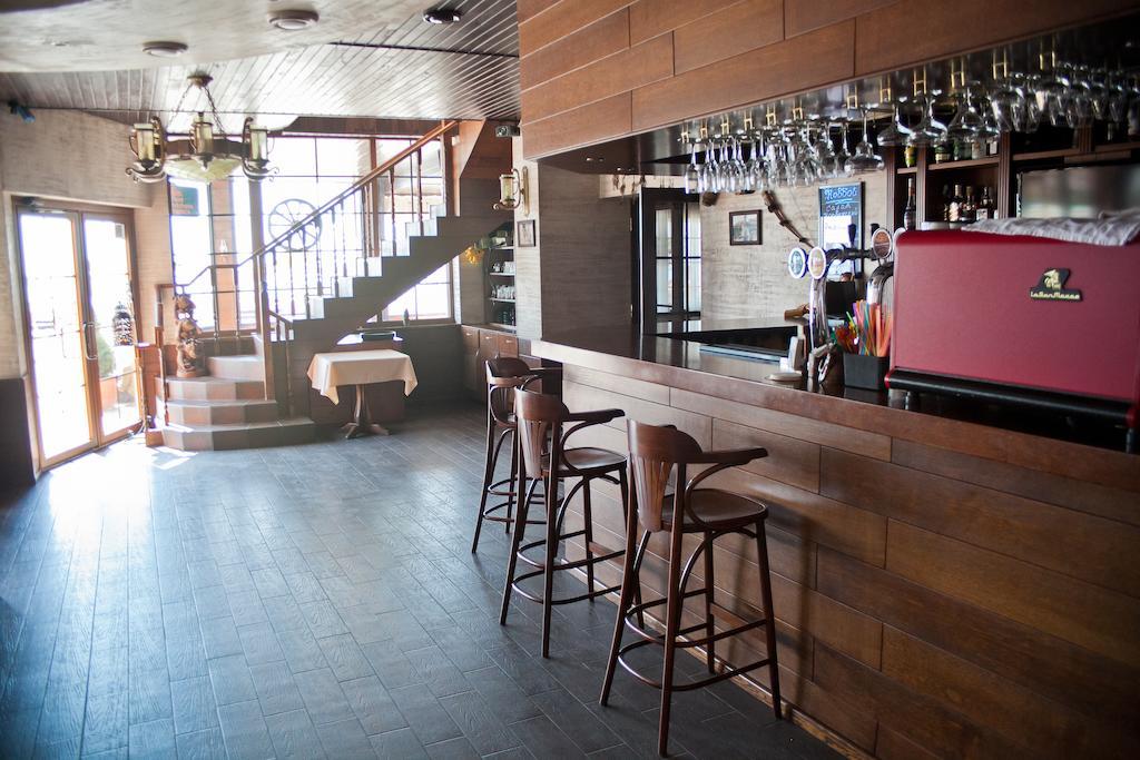 Cowboy Hotel Odessa Ngoại thất bức ảnh