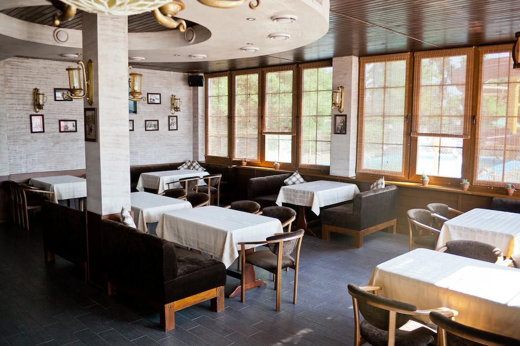 Cowboy Hotel Odessa Ngoại thất bức ảnh